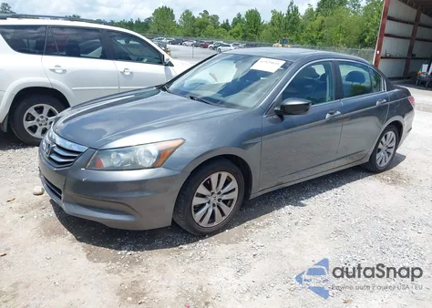 2012 Honda Accord 2.4 Ex-L z USA, uszkodzony, nr VIN 1HGCP2F84CA046576